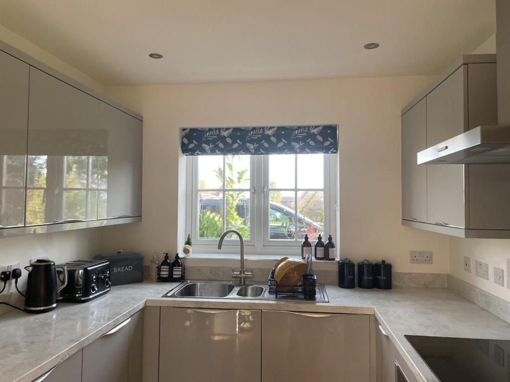 Caramel Cottage At The Bay Filey, Sleeps 6, 2 Dogs Welcome For Free Too מראה חיצוני תמונה